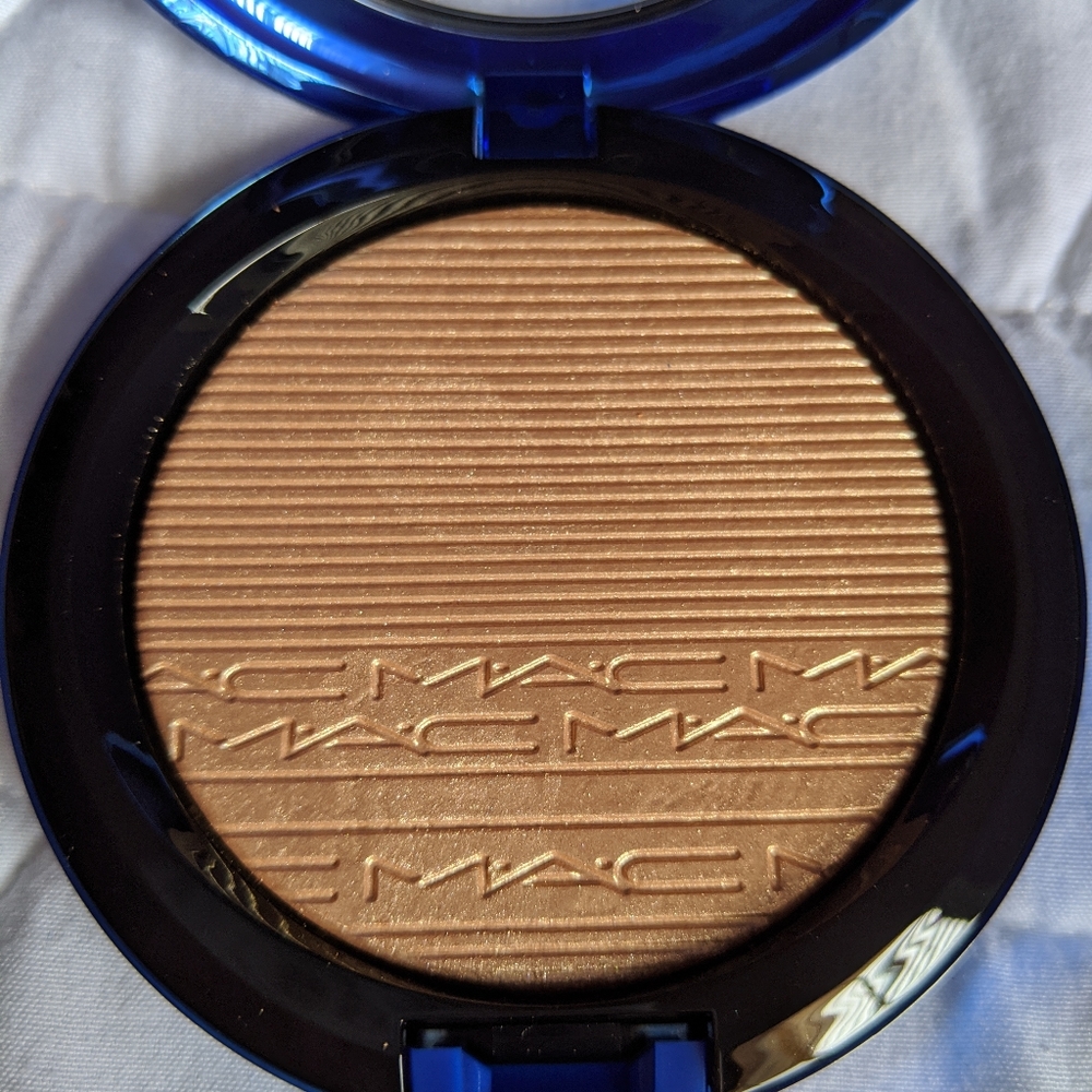 MAC highlight "oh darling"